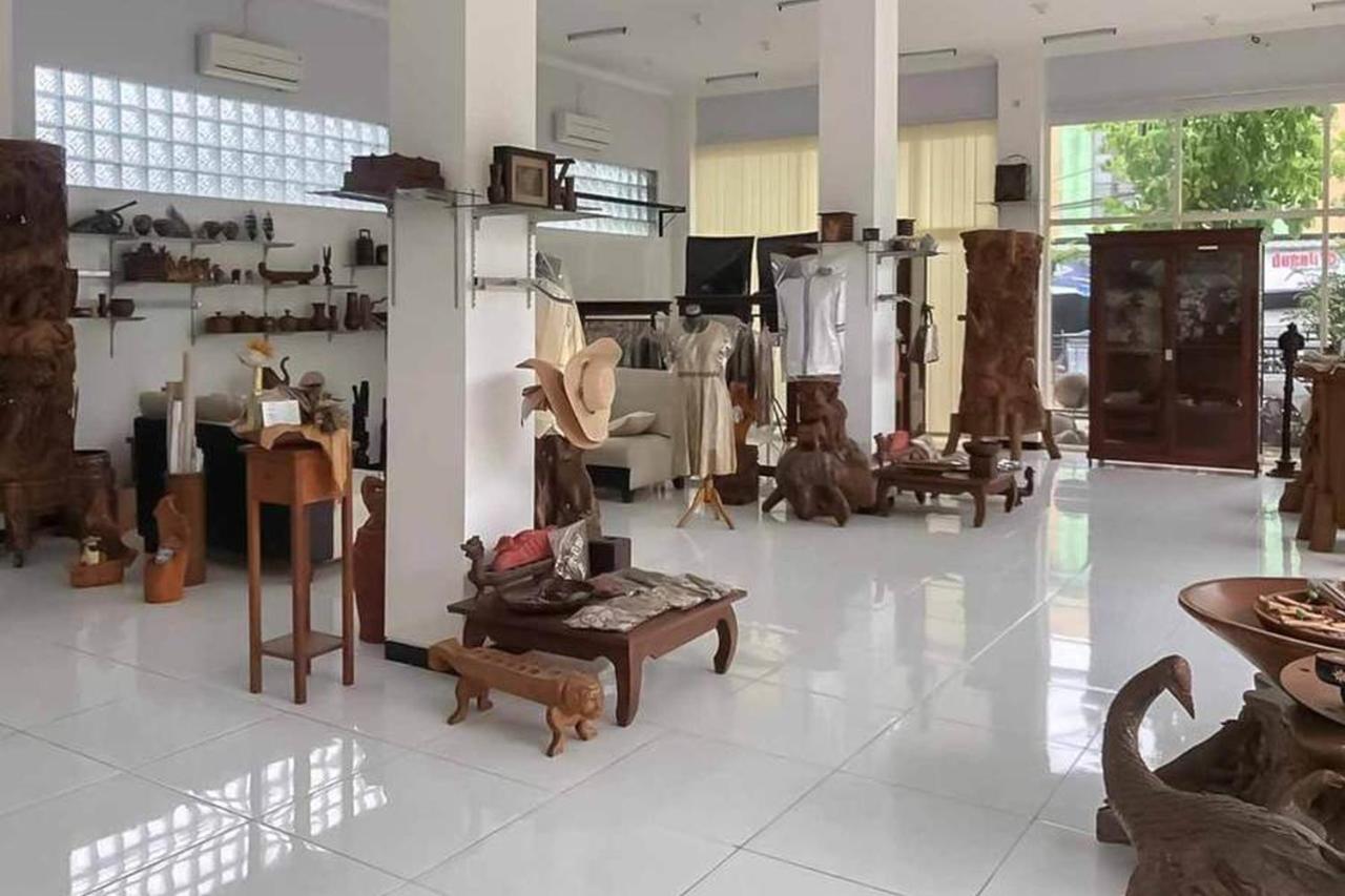 Malang Hill Syariah Redpartner Hotel Екстериор снимка