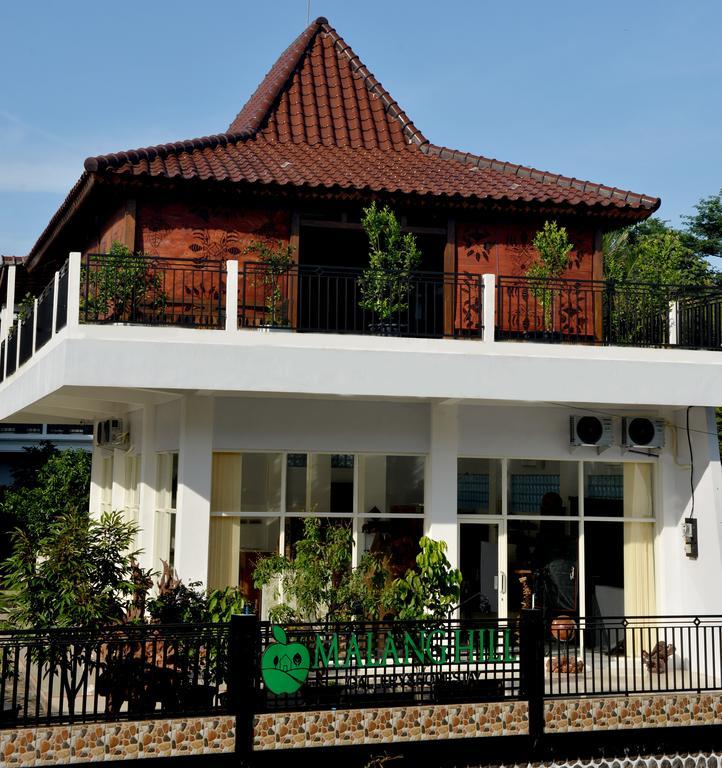 Malang Hill Syariah Redpartner Hotel Екстериор снимка