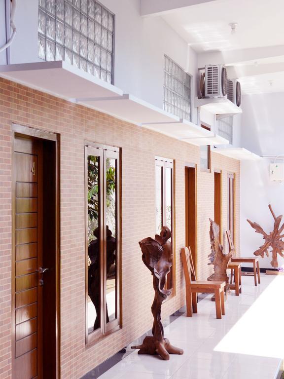 Malang Hill Syariah Redpartner Hotel Екстериор снимка