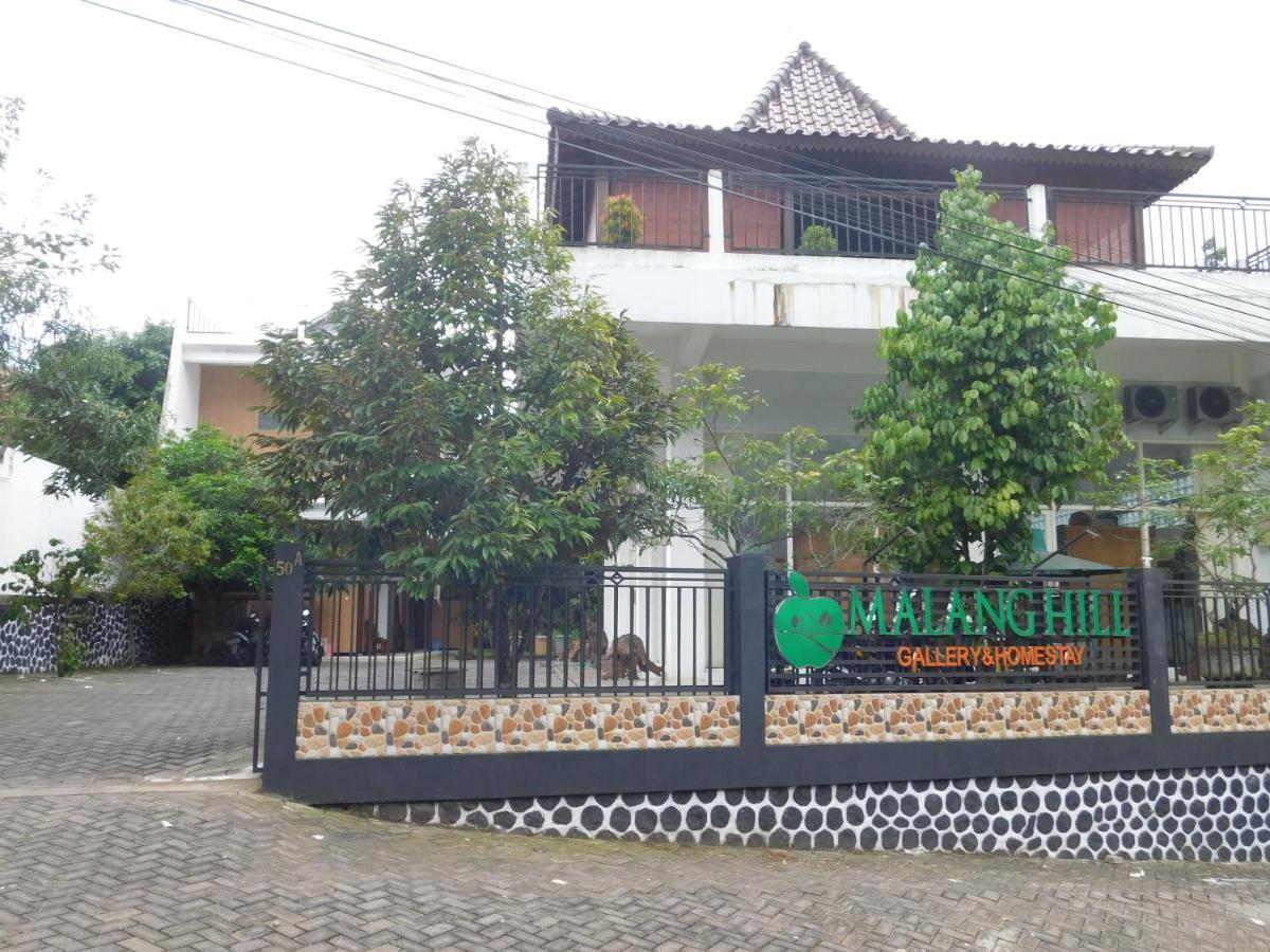 Malang Hill Syariah Redpartner Hotel Екстериор снимка